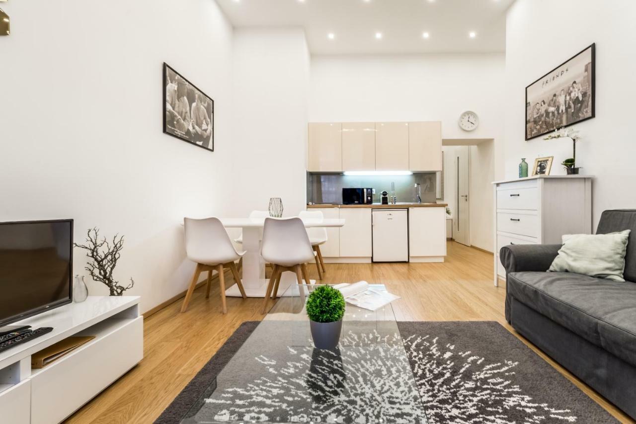Hello Downtown Apartment - Movie Budapest Exterior foto